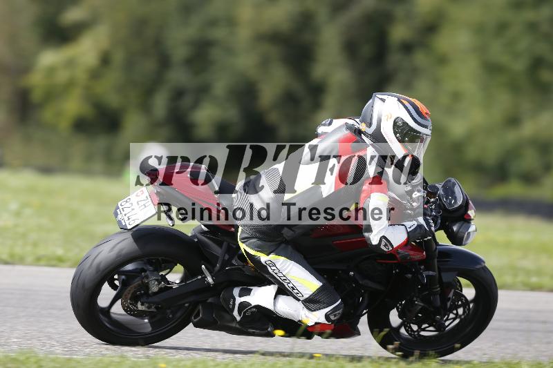 Archiv-2025/53 16.09.2025 Track Day Domi Aegerter ADR/Gruppe gelb/111